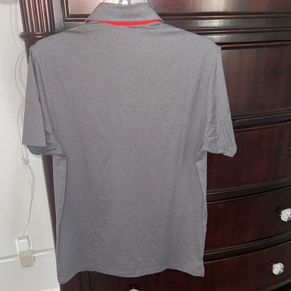 Brand new AMG Driving Academy shirt - Picture 5 of 5